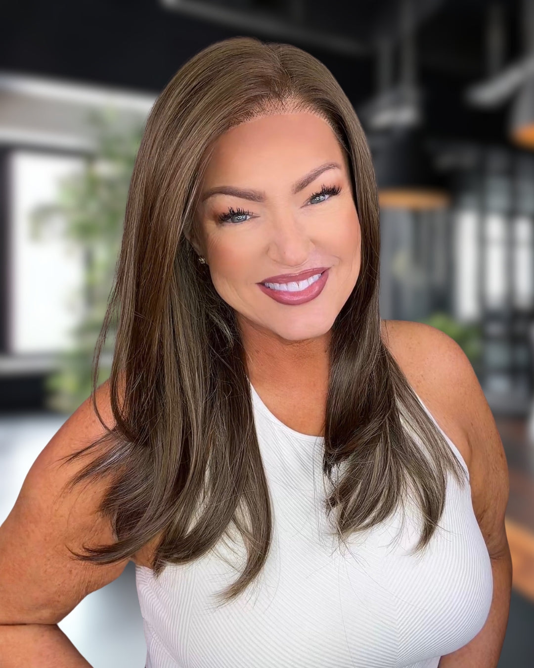*Hailey Dimensional Brunette