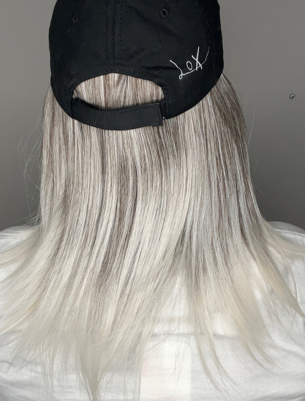 Topless Beach White Sands Short (Hat Wig)