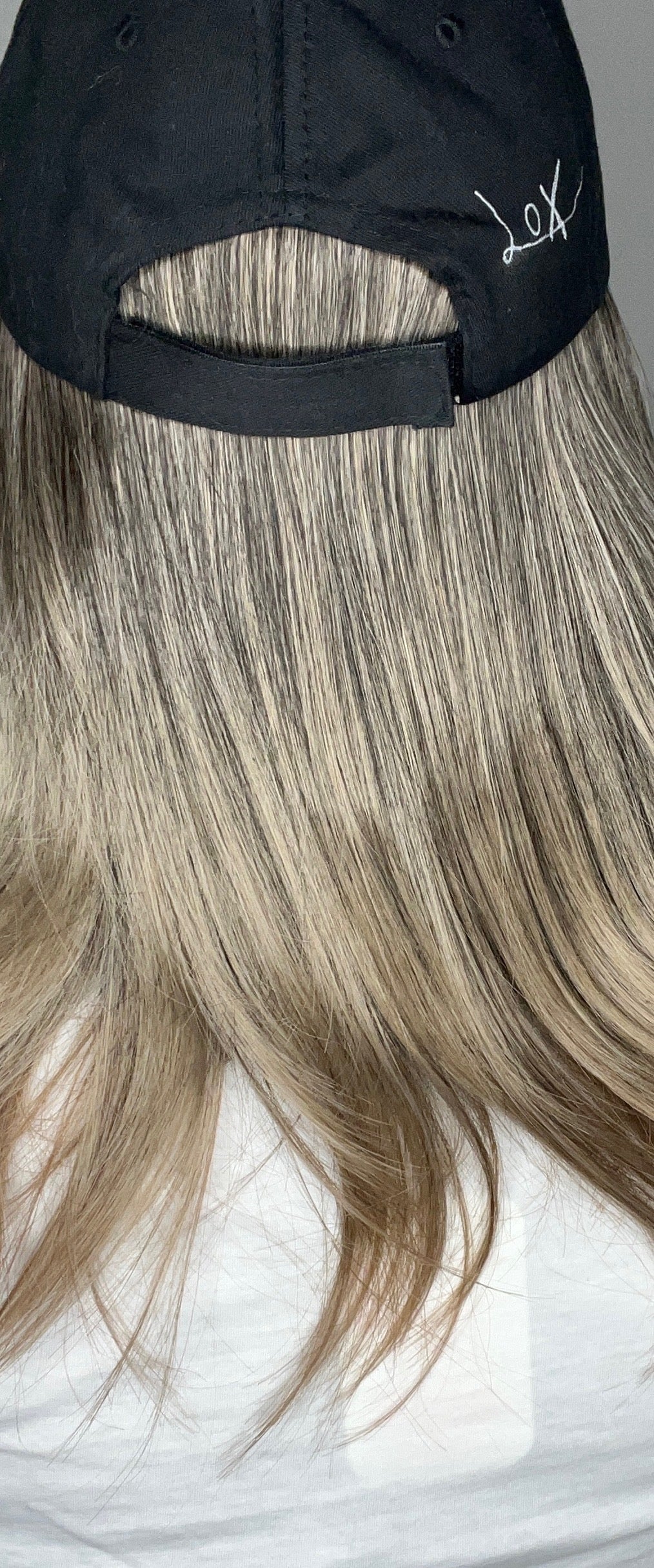 Topless Beach Sandy Short (Hat Wig)