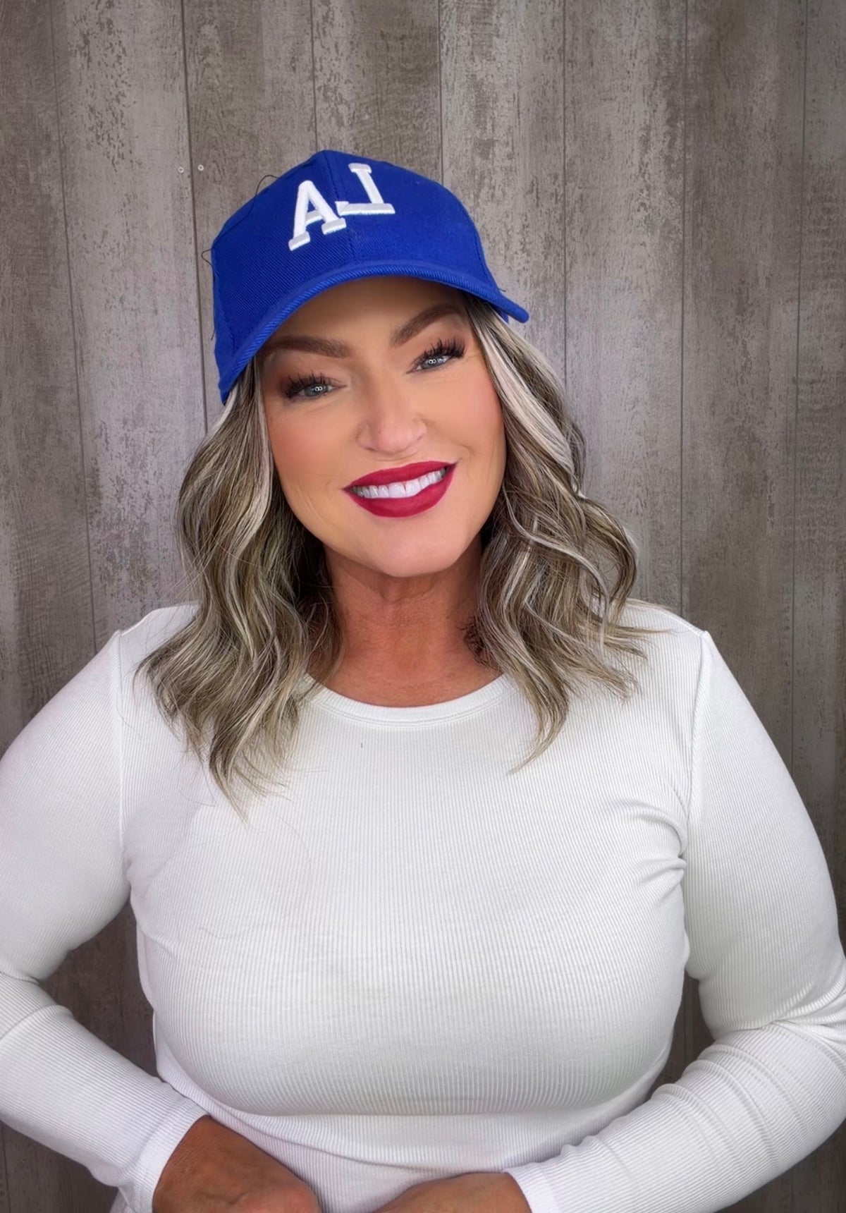 *Topless CABO - Sunlit Blonde Short (Hat Wig)